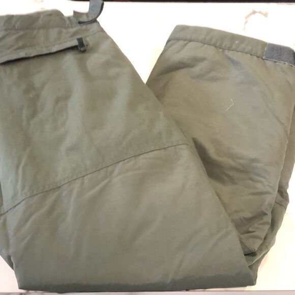 EUC Black Dot Snow Pants w Suspenders Sz. YXL - Picture 6 of 8